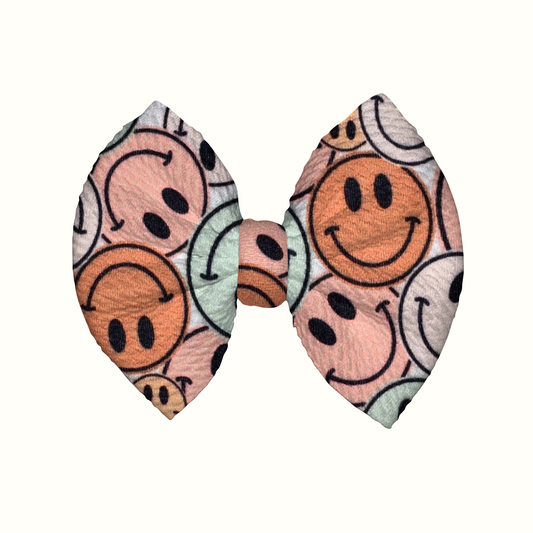 Happy Day Clip Bow